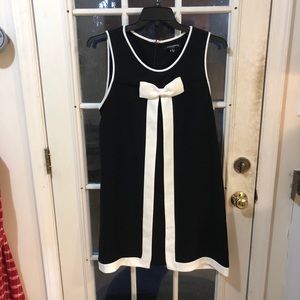 Sleeveless dress